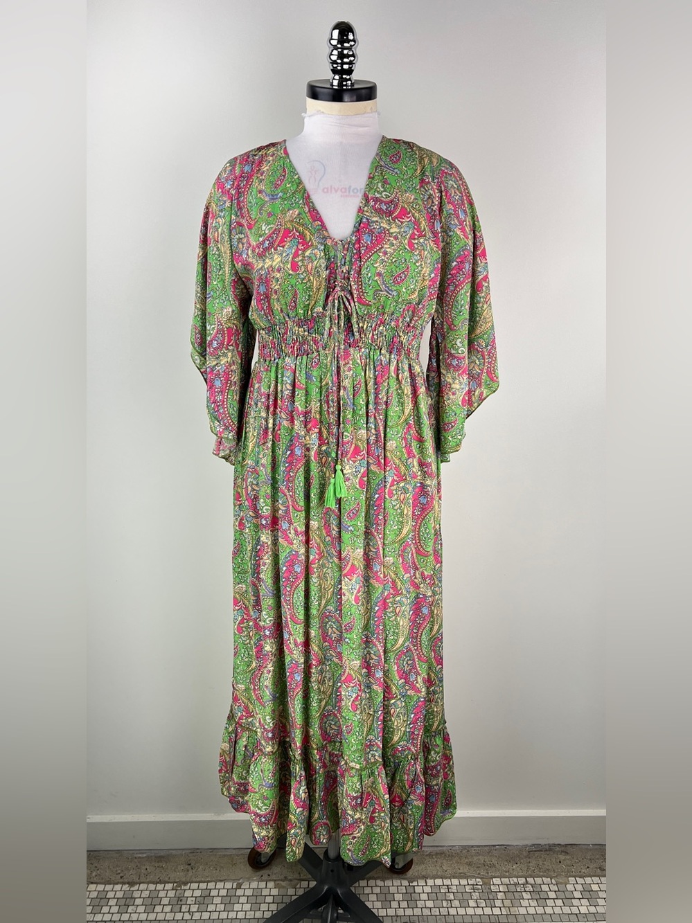 💚 3600. Lace Up Green Paisley Boho Maxi Dress with Pink Accents